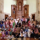 Foto de familia tras la misa de las Comunidades.                                                                                                                                                                                                               